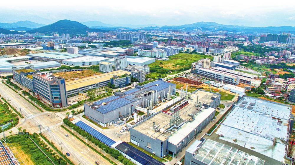 kaiyun官方-南安：小小对讲机 闯出大世界