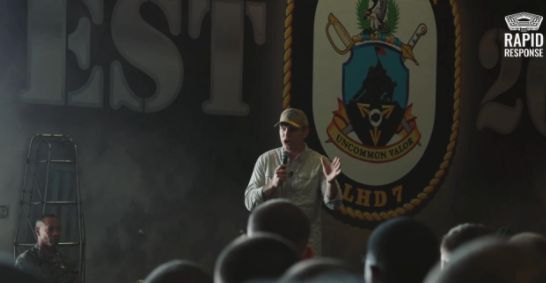 开云官方-美国防长进入前线战斗随时开打俄军图-160战轰将飞入委内瑞拉